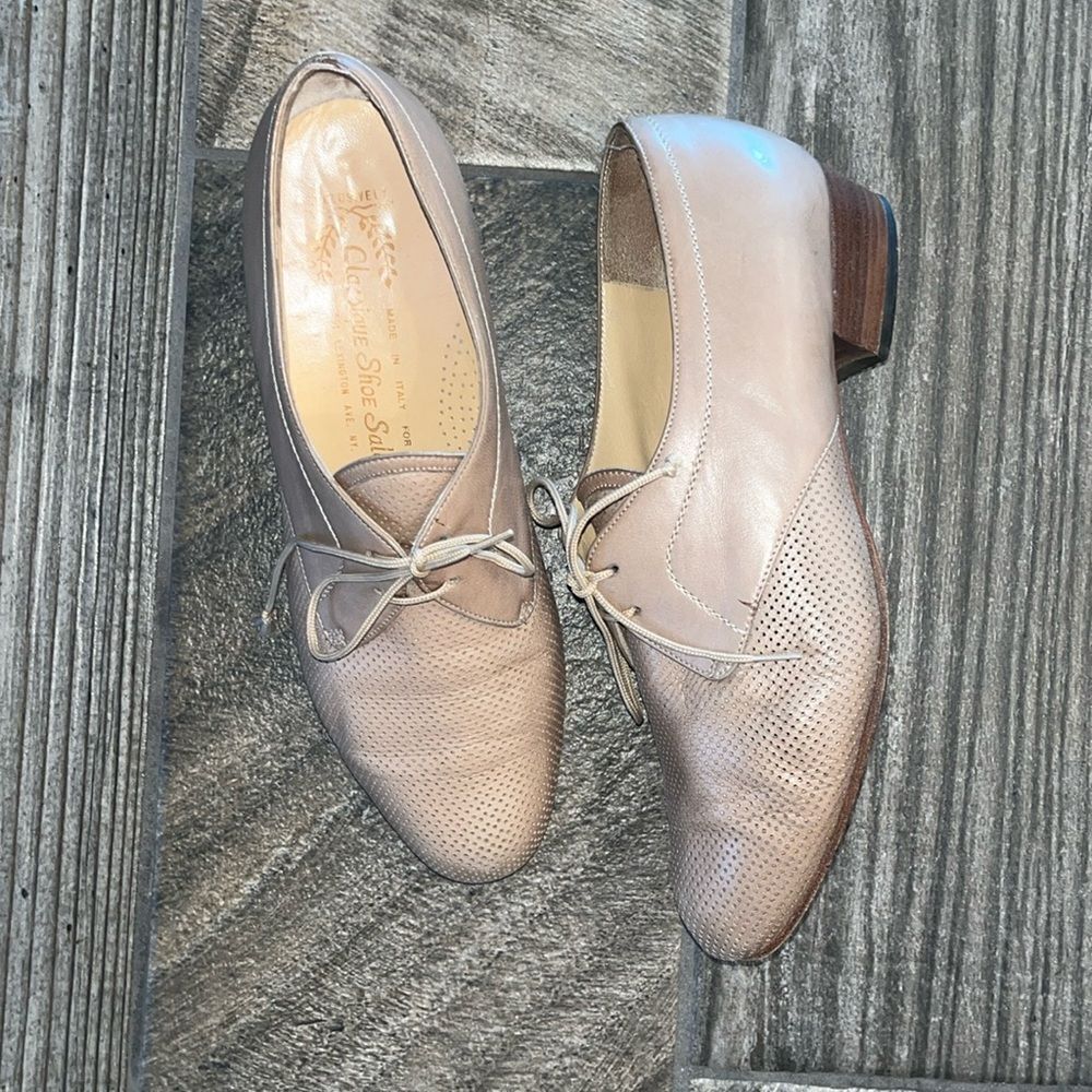 Vintage Classique shoe sale tan leather 1” shoes